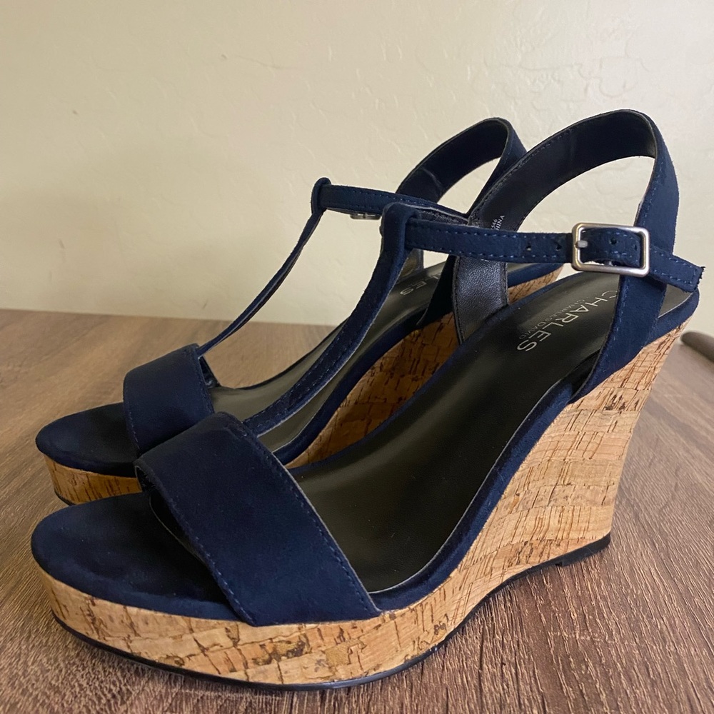 Blue Suede Shoes - Picture 4 of 11